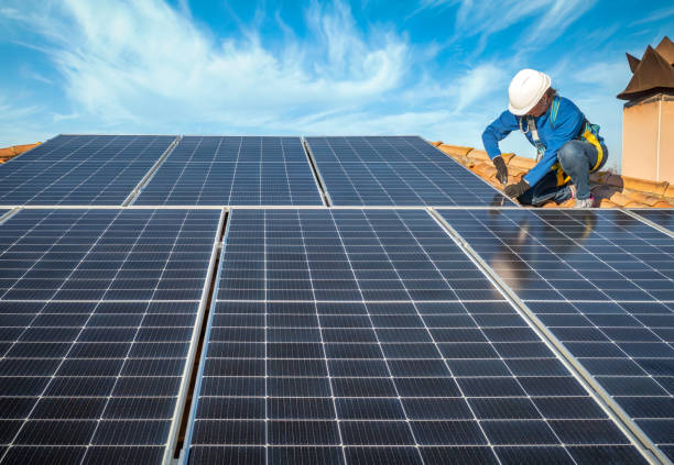 Best Emergency Roof Repair  in Moses Lake, WA